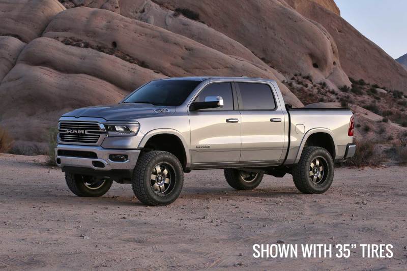 Fabtech 19+ Ram 1500 4WD 6in Perf Sys w/Dlss 2.5 C/O & Rr Dlss