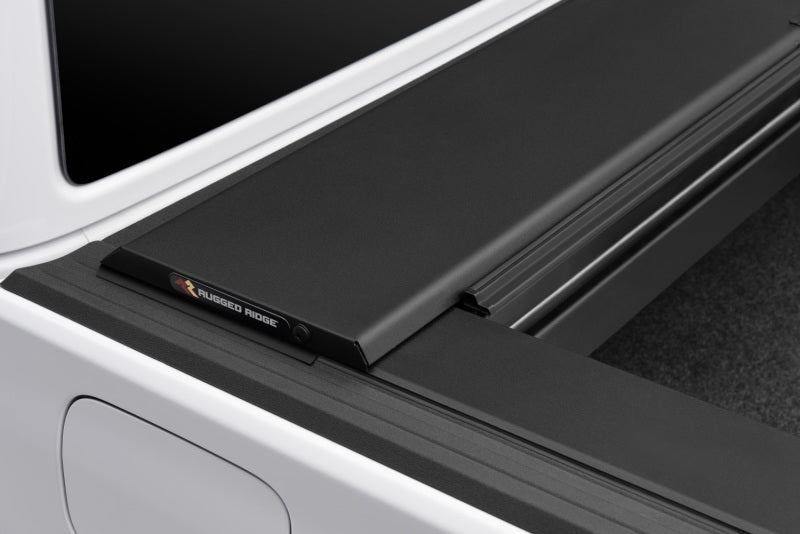 Rugged Ridge Armis Retractable Locking Bed Cover w/o Trail Rails Jeep Gladiator JT