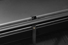Load image into Gallery viewer, Roll-N-Lock Chevrolet Silverado 1500 SB 77-3/4in A-Series Retractable Tonneau Cover