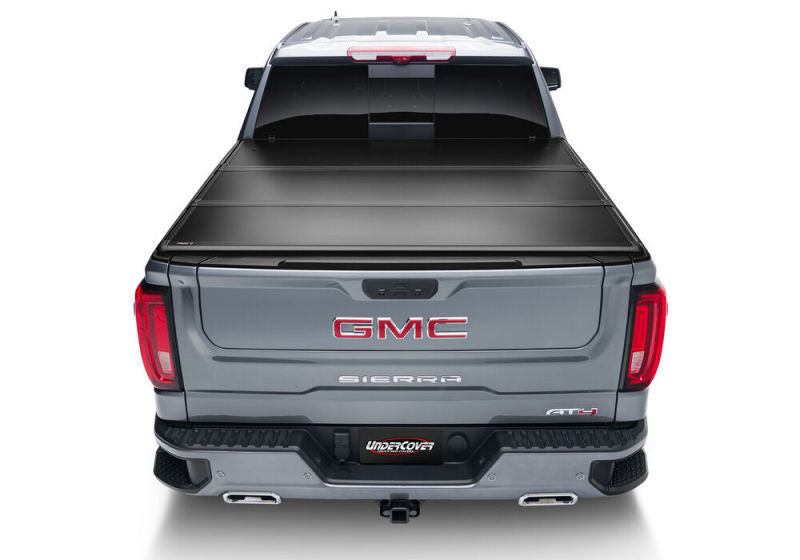 UnderCover Silverado / Sierra Limited/Legacy 5.5ft Triad Bed Cover