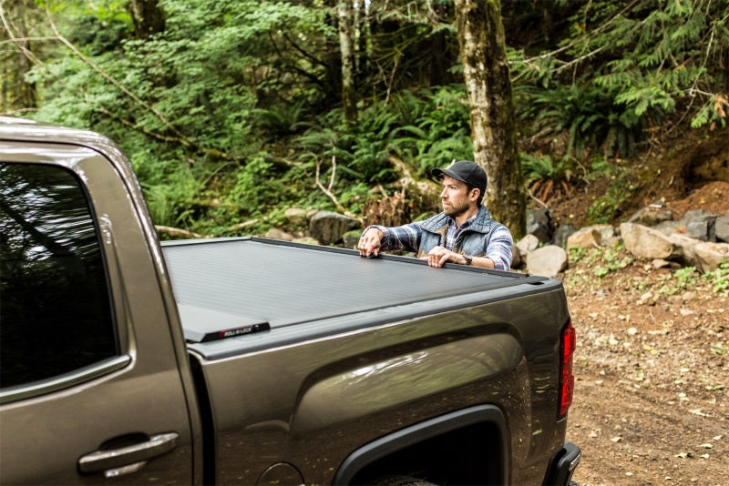 Roll-N-Lock GM Silverado / Sierra 2500/3500 6ft 10in Bed A-Series Retractable Tonneau Cover