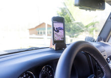 Load image into Gallery viewer, Rampage Universal Portable Wifi Backup Camera - Black