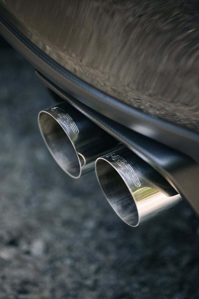 MBRP Subaru WRX 2.0L/STI 2.5L 3in Dual Split Rear Exit w/ 3.5in CF Tips - T304 Street Version