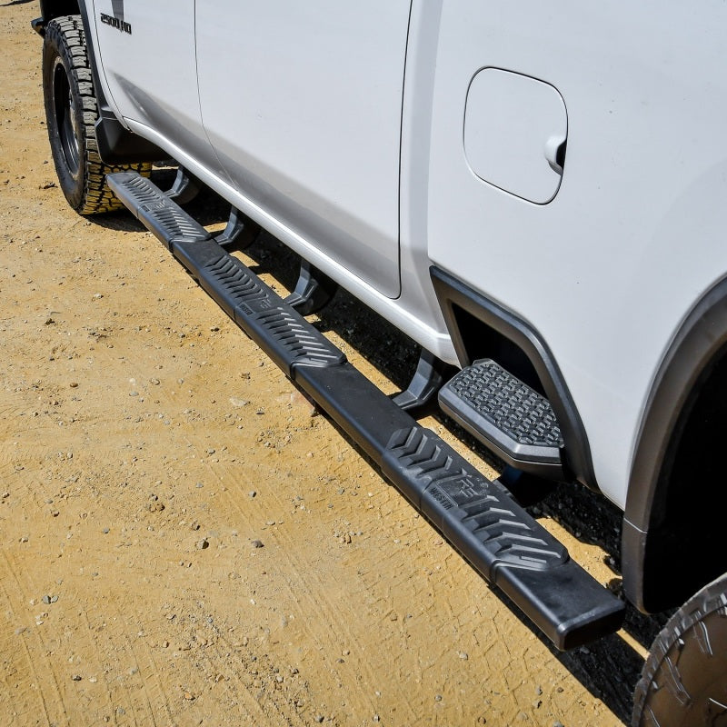 Westin Chevy Silverado 2500 Crew Cab (6.5ft Bed) R5 M-Series XD W2W Nerf Bars - Textured Black
