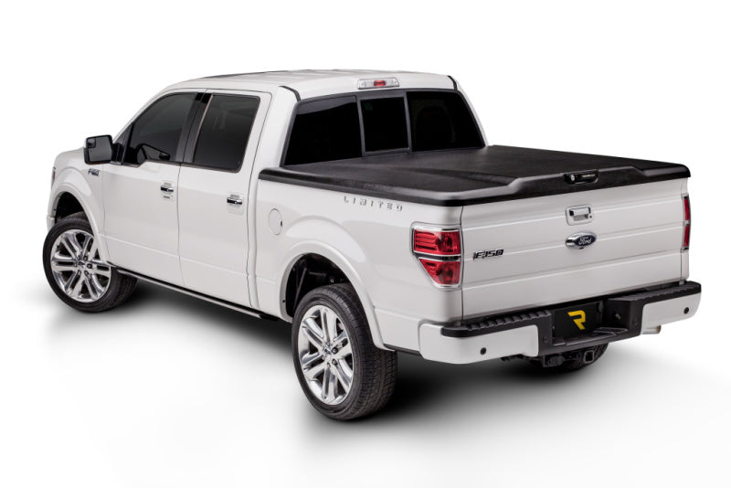 UnderCover Ford F-250/F-350 6.8ft Elite Bed Cover - Black Textured