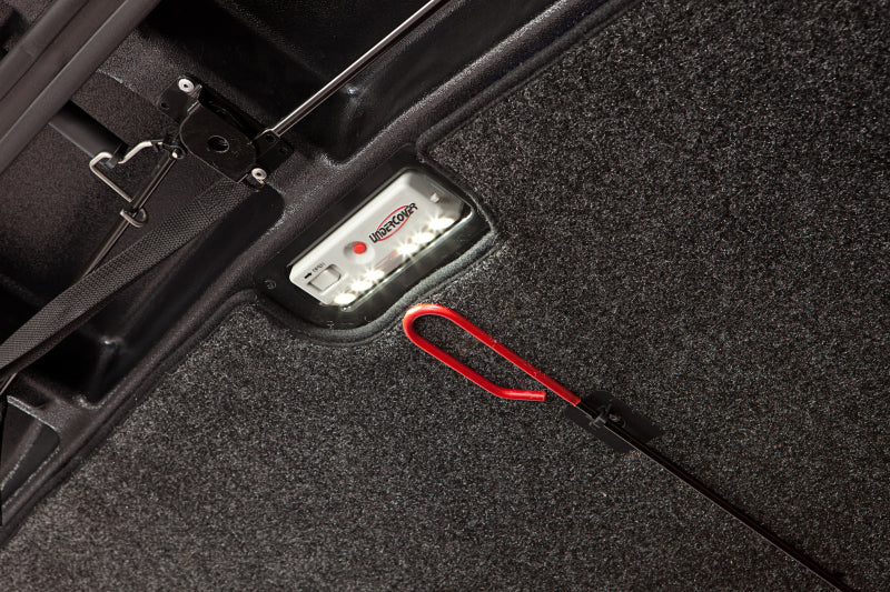 UnderCover Ford F-150 6.5ft Elite LX Bed Cover - Magnetic Effect