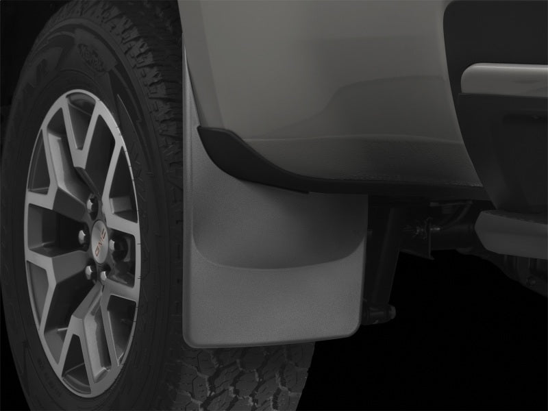 WeatherTech Chevrolet Colorado w/o Flare No Drill Rear Mudflaps