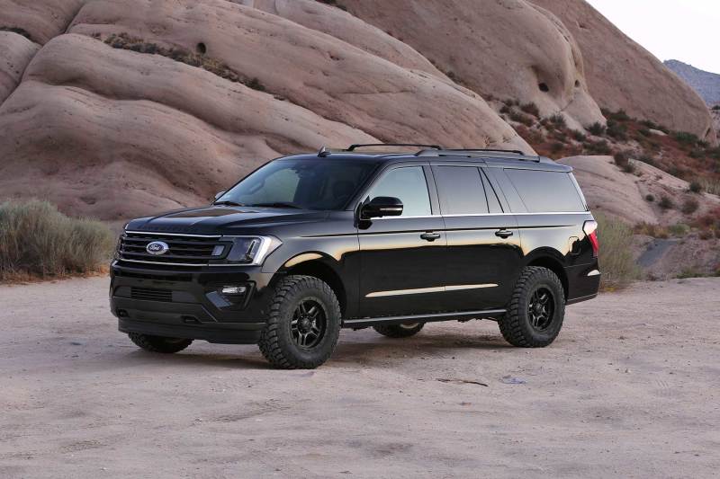 Fabtech 18+ Ford Expedition 4WD 1.5in Leveling System