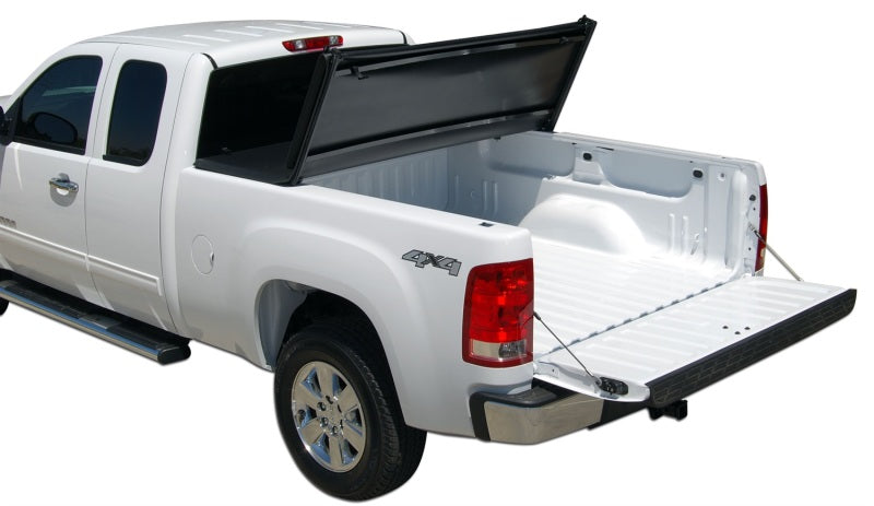 Tonno Pro 05-11 Dodge Dakota 5.3ft Fleetside Tonno Fold Tri-Fold Tonneau Cover