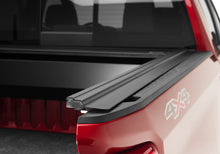 Load image into Gallery viewer, Retrax 19+ GM Silverado / Sierra 1500 5ft. 8in. Bed RetraxONE MX