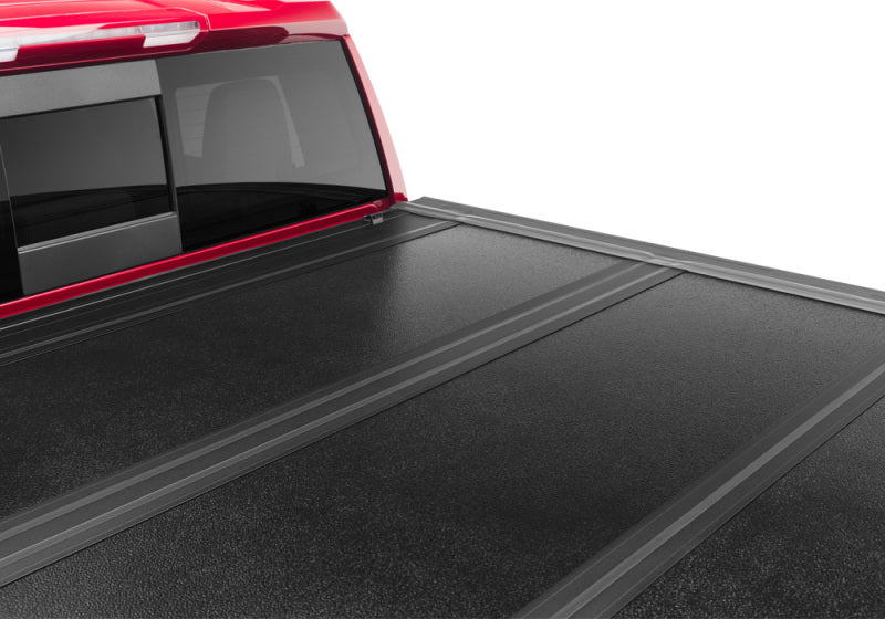 UnderCover Chevy Silverado 1500 (w/ or w/o MPT) 5.8ft Flex Bed Cover
