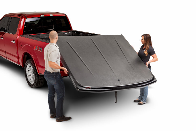 UnderCover Ford F-150 5.5ft SE Bed Cover - Black Textured