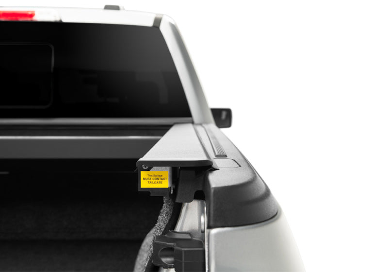 Roll-N-Lock 15-20 Ford F-150 77-3/8in E-Series Retractable Tonneau Cover