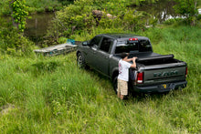 Load image into Gallery viewer, Truxedo 07-13 GMC Sierra &amp; Chevrolet Silverado 1500/2500/3500 6ft 6in Deuce Bed Cover