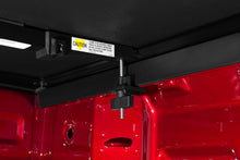 Load image into Gallery viewer, Tonno Pro 16+ Toyota Tacoma 5ft Fleetside Hard Fold Tonneau Cover