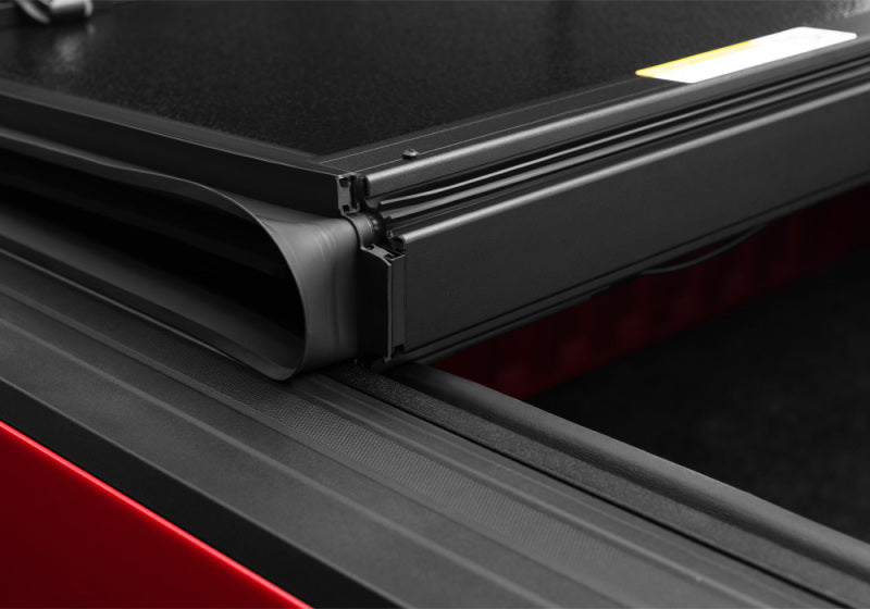 UnderCover Chevy Silverado 1500 5.8ft (w/ or w/o MPT) Armor Flex Bed Cover - Black Textured