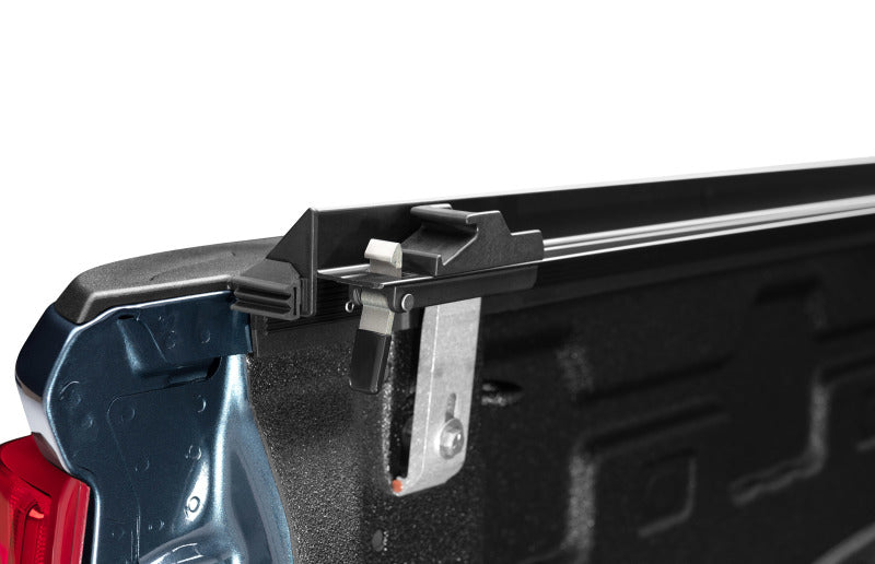 Lund Chevy Silverado 1500 (8ft. Bed) Genesis Elite Roll Up Tonneau Cover - Black