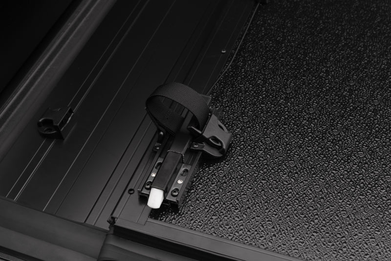 UnderCover Honda Ridgeline 5ft Flex Bed Cover