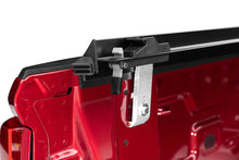 Load image into Gallery viewer, Lund Chevy Silverado 1500 (8ft. Bed) Genesis Roll Up Tonneau Cover - Black