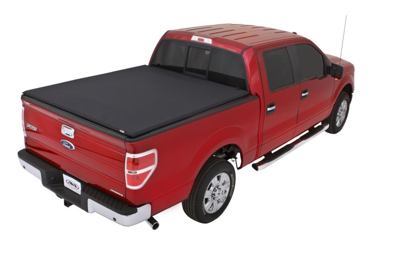 Lund Ford F-150 (6.5ft. Bed) Genesis Elite Tri-Fold Tonneau Cover - Black