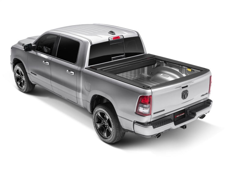 Roll-N-Lock Chevrolet Silverado 1500 (w/o Carbon Pro - 69.9in.) E-Series XT Retractable Cover